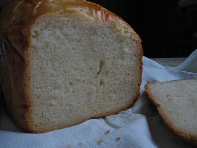 خبز القمح مع القشدة الحامضة في الفرن