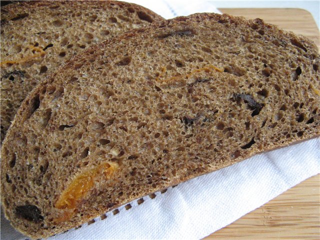 Chleb warzony pszenno-żytni na bazie północnej