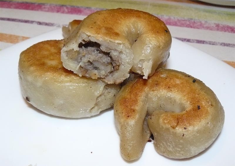 Rolls or lazy dumplings with meat and fish (Cuckoo 1054)