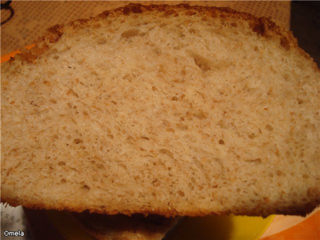 Chleb pszenny wieloziarnisty ze sfermentowanym mlekiem pieczonym i serwatką (piec)