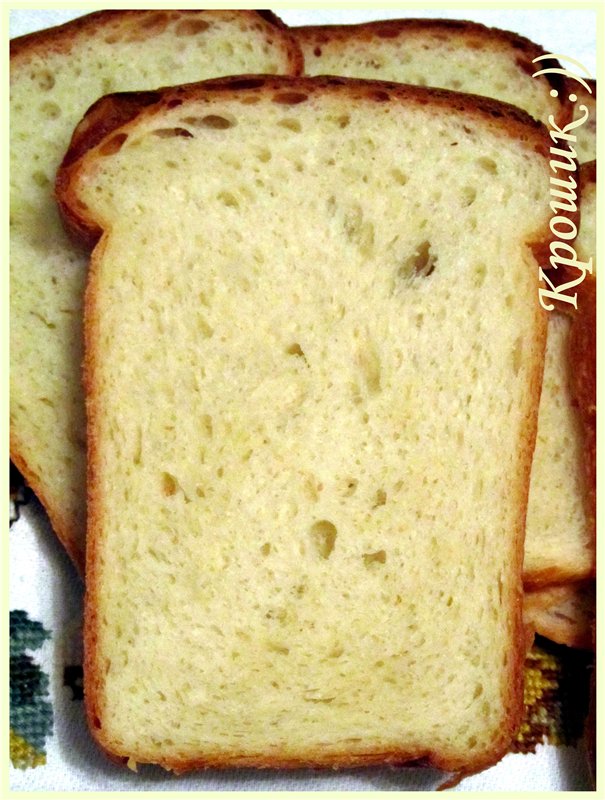 خبز قمح على شكل (خبز بولمان من دانيال ديموزيو)