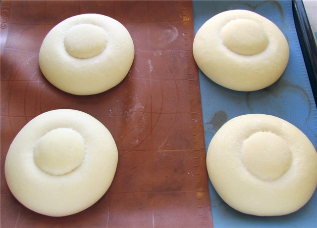 Slavische Arnaut-broodjes volgens GOST (oven)