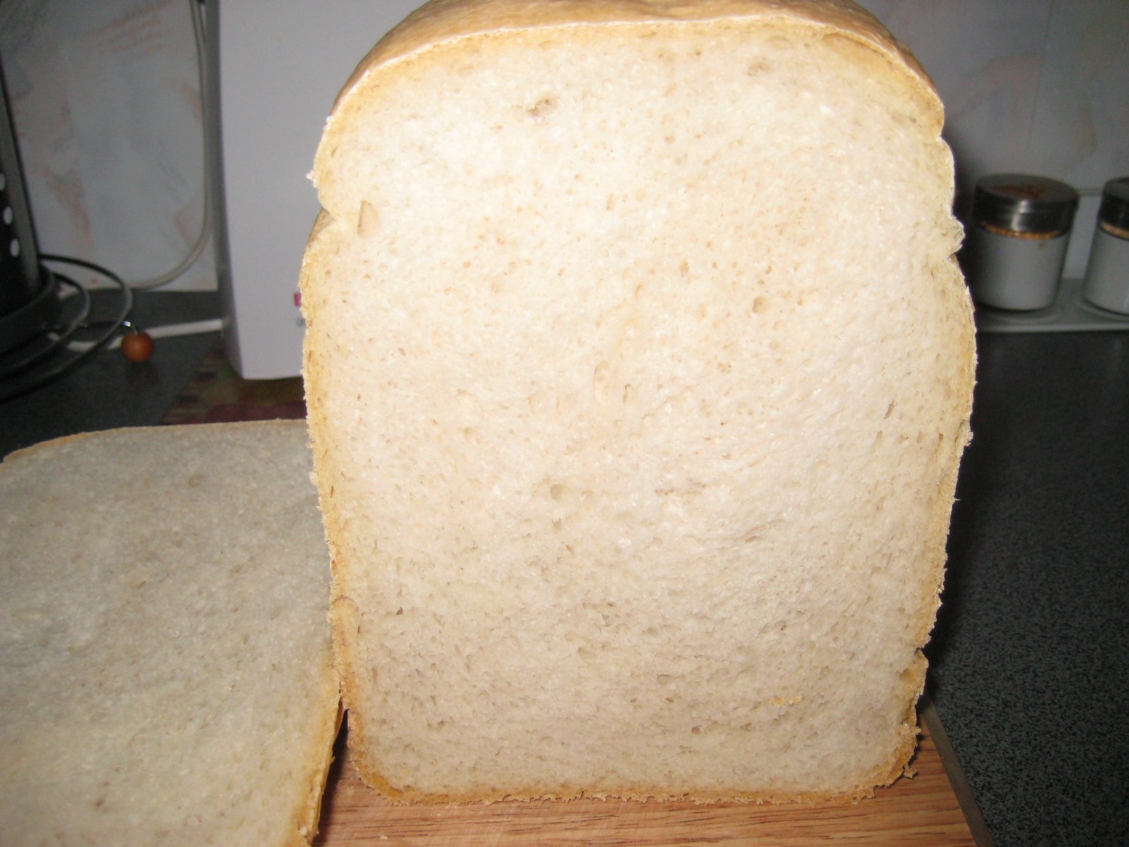 Basic sourdough wheat bread (bread maker)