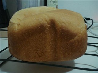 Búza kenyér tejföllel a sütőben
