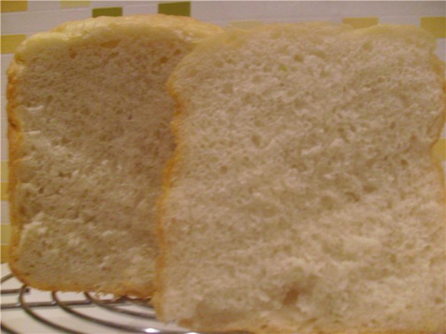 Kapros hagymás kenyér (kenyérkészítő)