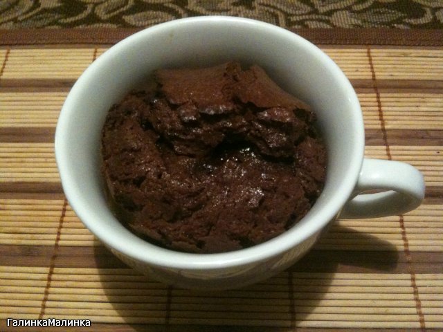 Fondat (ciasto czekoladowe na gorąco z płynnym nadzieniem)