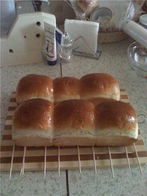 לחם חיטה מבושל (תנור)
