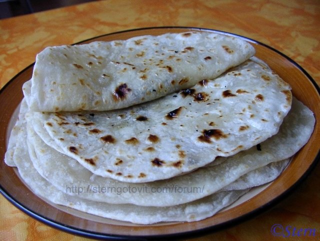 Tortilla with meat filling