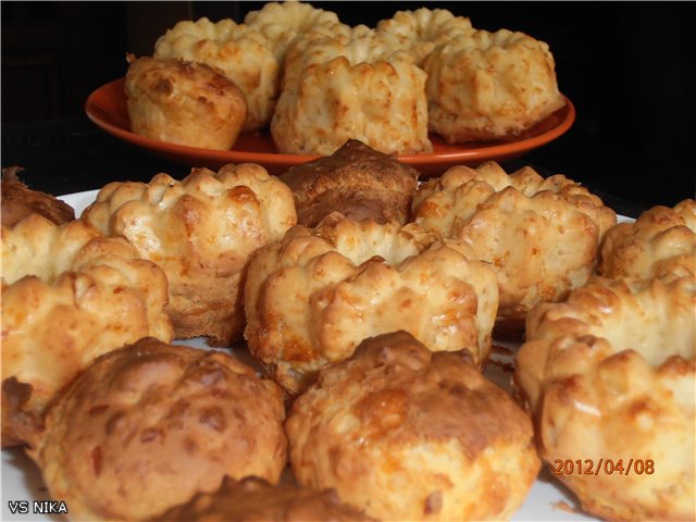 Cheese muffins