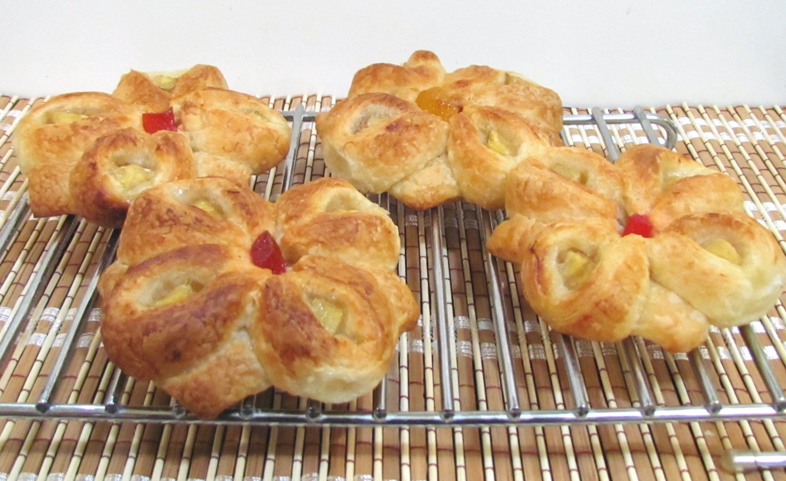 Puff buns - rosanches (forno)