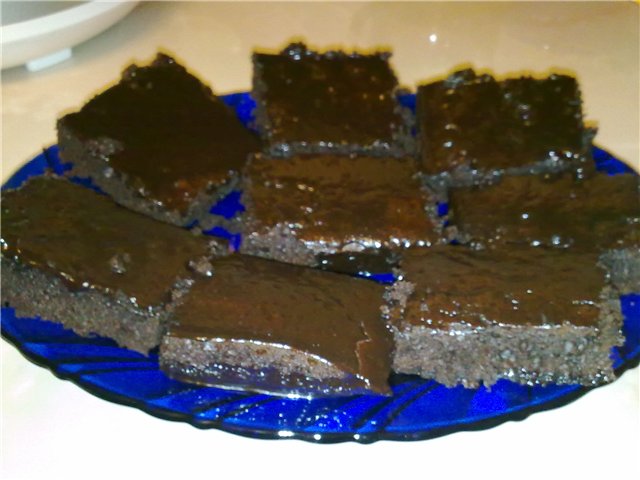 Chocolate-impregnated chocolate cake