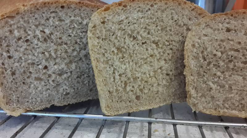 Sourdough wheat bread with spelled flour