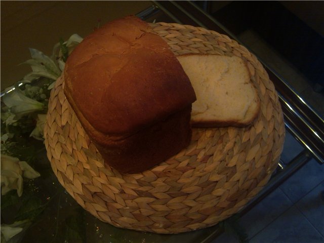 Wheat bread with sour cream in the oven