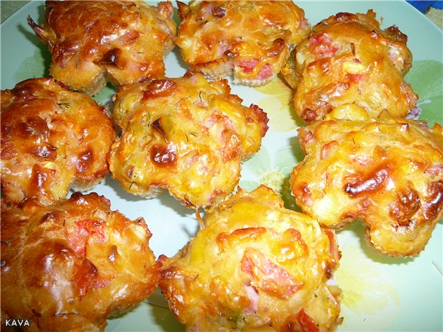 Plantaardige muffins met ham