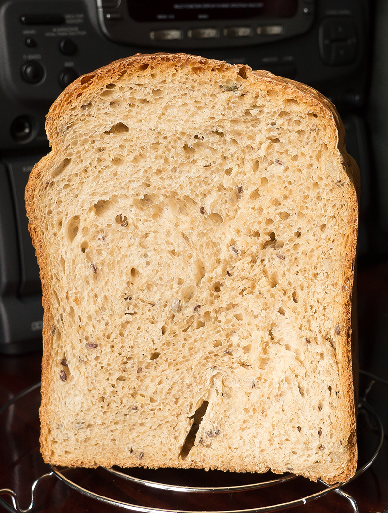 Rolsen RBM-1160 kenyérkészítő