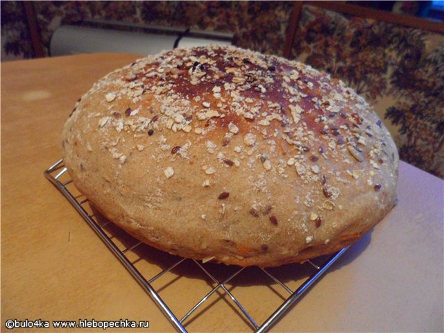 Pan de trigo y centeno en una olla de cocción lenta
