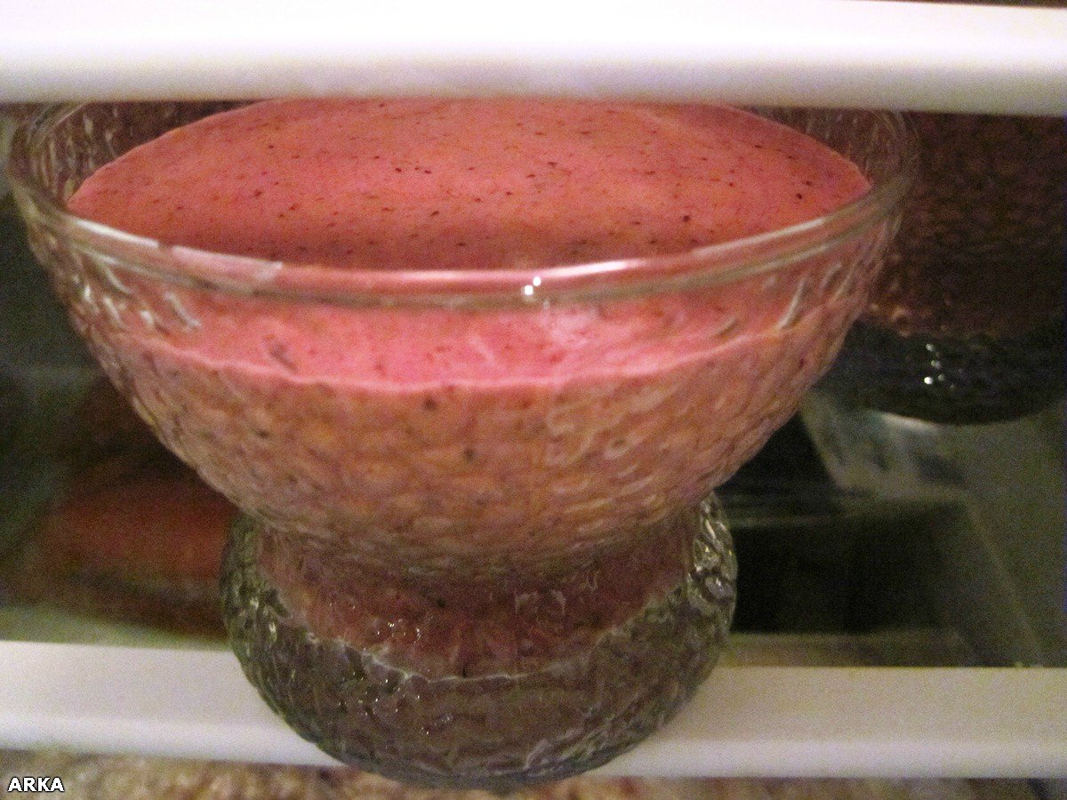 Berry mousse (blueberry-pomegranate)