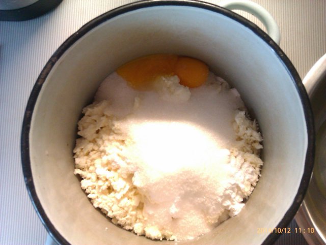 Eierschecke (striscia di uova) Torta senza crosta di Dresda
