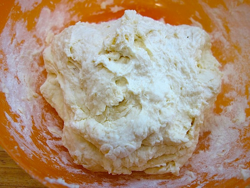 Khachapuri különböző sajtokkal