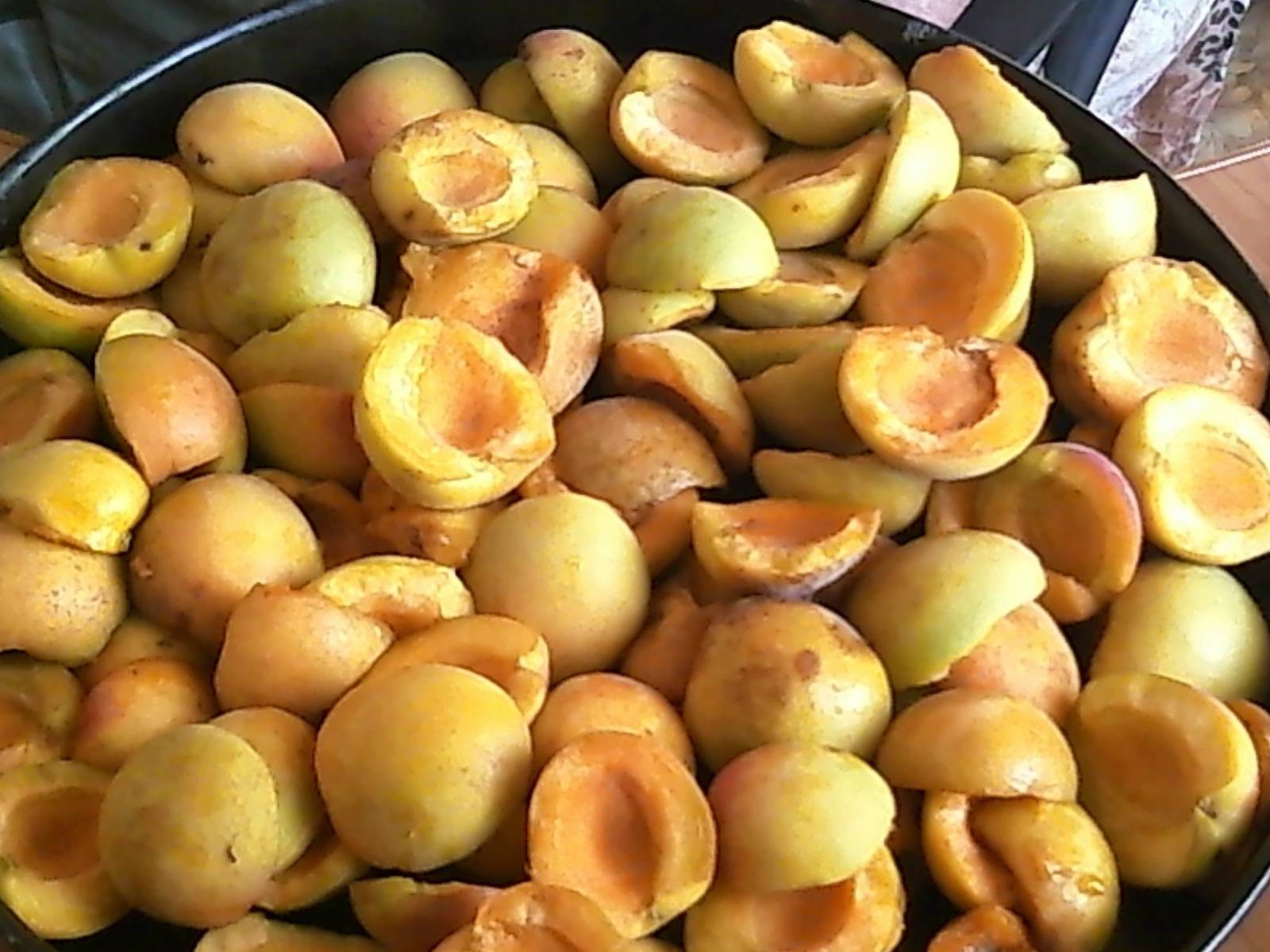 Pastila from apricots, peaches