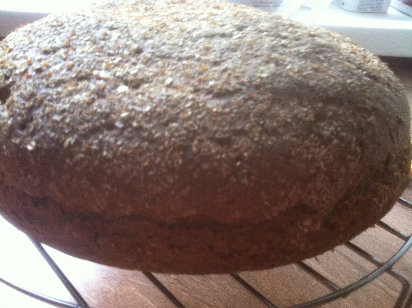 Pan de centeno y trigo sobre una masa de kvas seco (horno)
