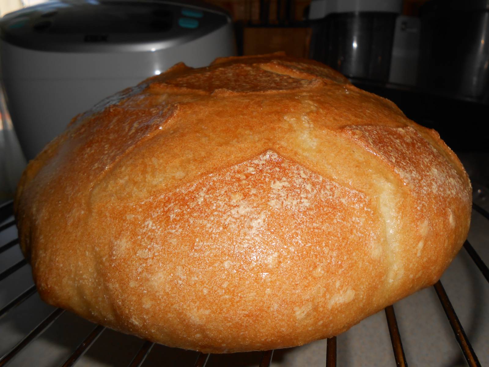 Wheat bread on ripe dough (self-leavening)