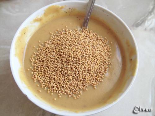 Mustard with grains