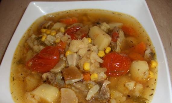 Sopa de carne con coliflor (Cuco 1054)