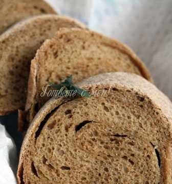 Pane di semola con aceto balsamico e PARMIGIANO