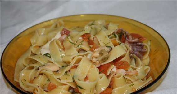 Italian pasta with seafood