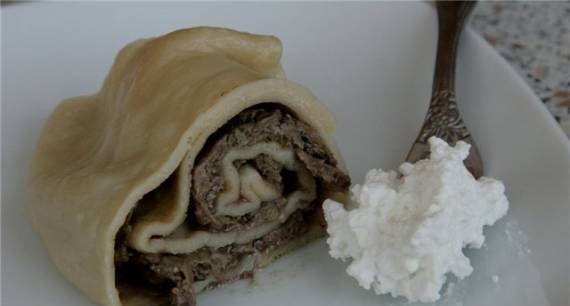 Steam katlama (lazy dumpling roll)