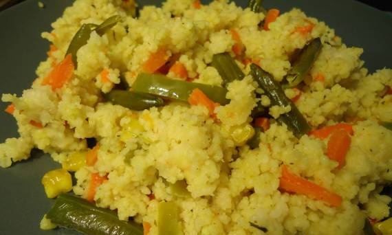 Couscous với rau