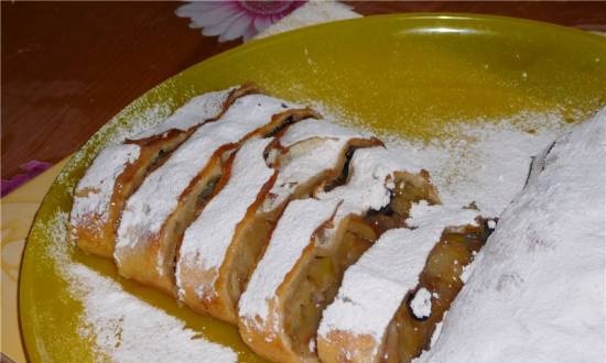 Apple strudel "Niềm vui"