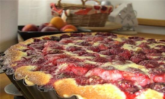 Dessert torta di fragole