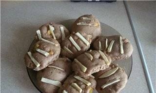 Galletas de chocolate con fruta fresca