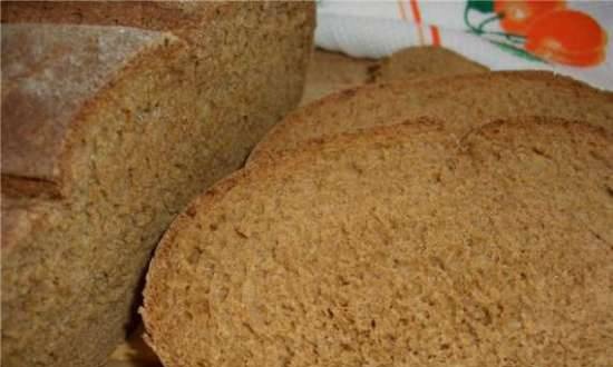 Volkorenbrood met roggemeel en griesmeel