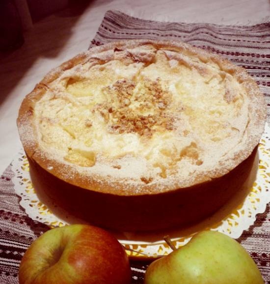 Pastel de historia de manzana