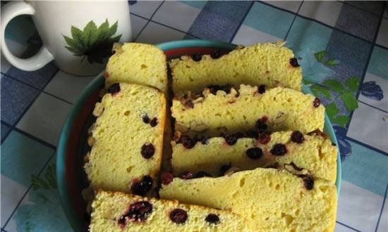 Sponge cake with berries and nuts in a Panasonic multicooker