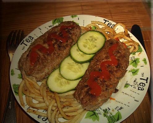 Cotolette di baffi con pasta