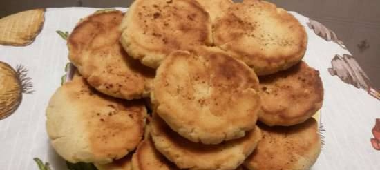 Cookies Christmas rings with lard.