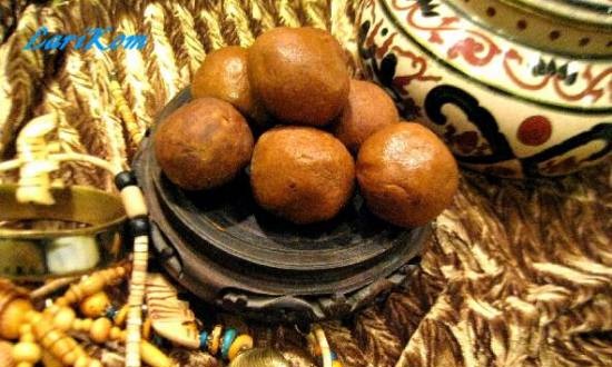 Lada (Indian sweetness)