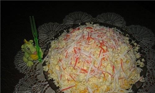 Grated crab salad