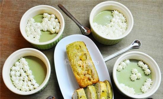 Matcha en adzuki mousse cake