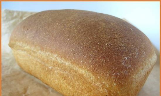 Pane con farina integrale e mela al forno