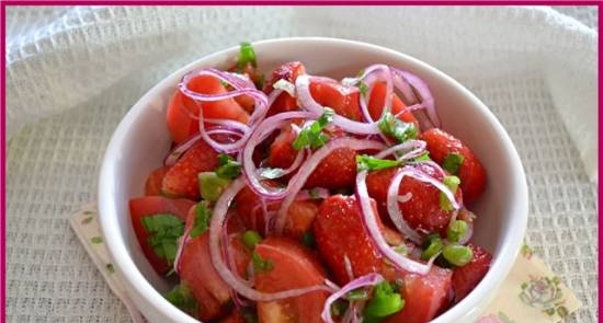 Tomato and strawberry salad