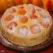 Pie with cottage cheese and apricots