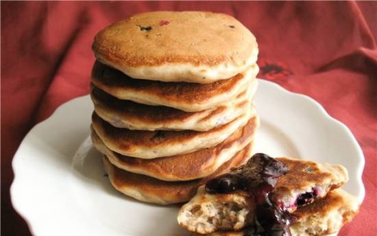 Frittelle di avena con ribes nero