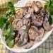 Beef kidneys with mushrooms in sour cream