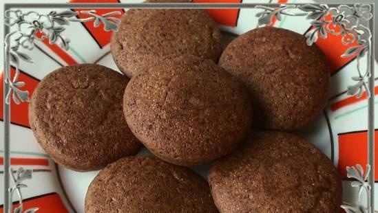 Chocolate semolina cupcakes