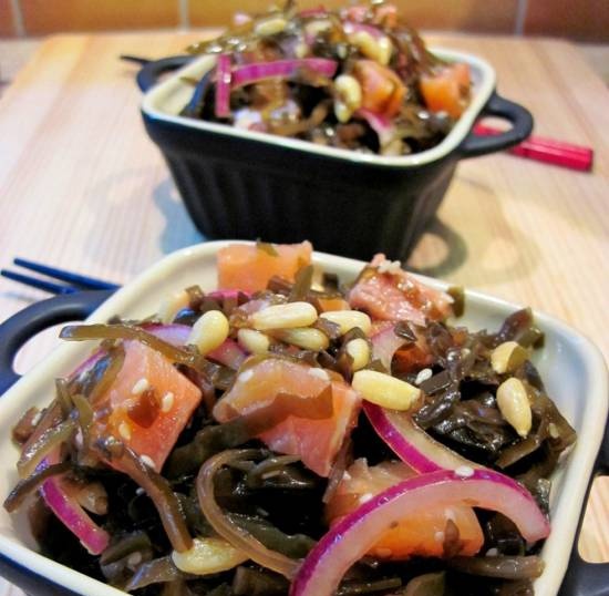 Seaweed salad sa oriental style